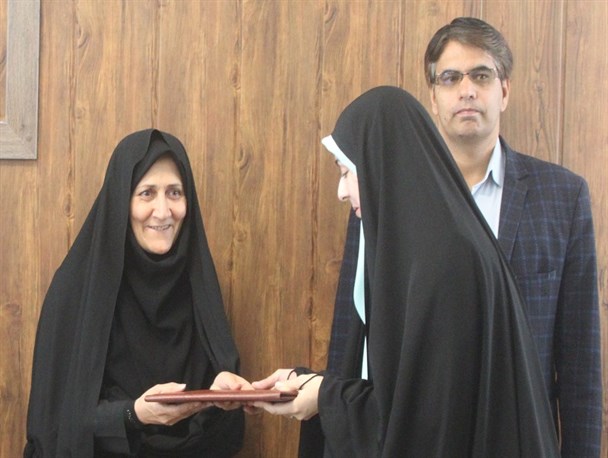 دومین مدیر اجرایی زن در خلیل آباد منصوب شد