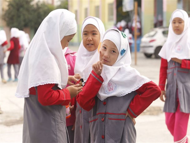 مرکز نیکوکاری تخصصی دانش آموزان اهل سنت آق قلا افتتاح شد