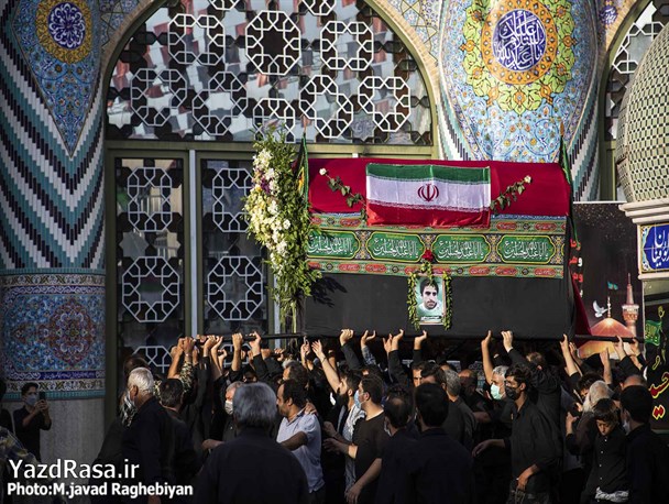 تشییع پیکر شهید حسن یاوری بعد از ۳۷ سال گمنامی در یزد