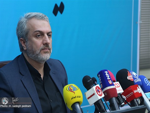 رشد صنعتی کشور، مناسب و امیدبخش است