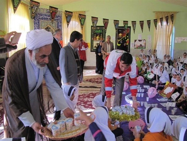 آغاز طرح توزیع شیر رایگان در مدارس شهرستان آزادشهر + تصاویر