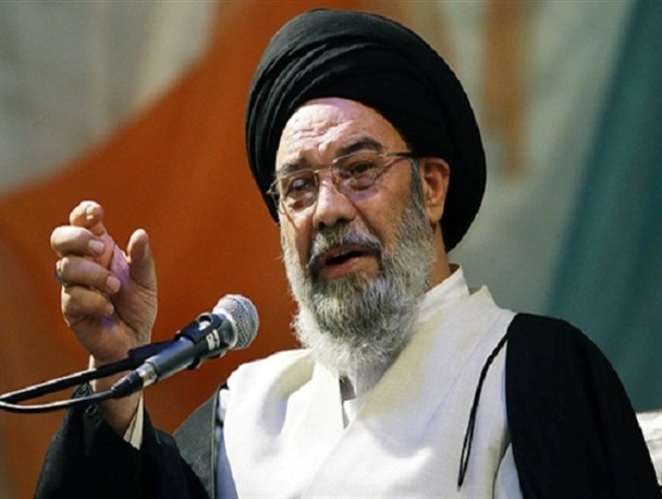 منظور از نفود تفکری است که خیال شود آمریکا صلاح ما را می خواهد/ تا سلطه گری آمریکا هست شعار مرگ بر آمریکا هم هست