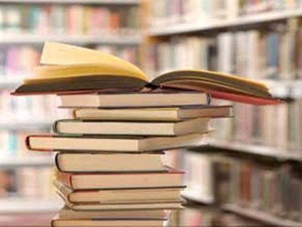 تجلیل از خانواده های شهدای مدافع حرم کتابخوان در همدان