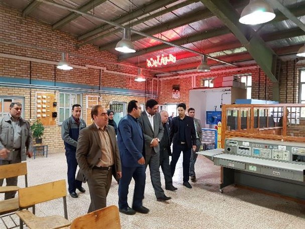 بازدید فرماندار و نماینده خدابنده از مرکز فنی و حرفه ای سهروردی+تصاویر
