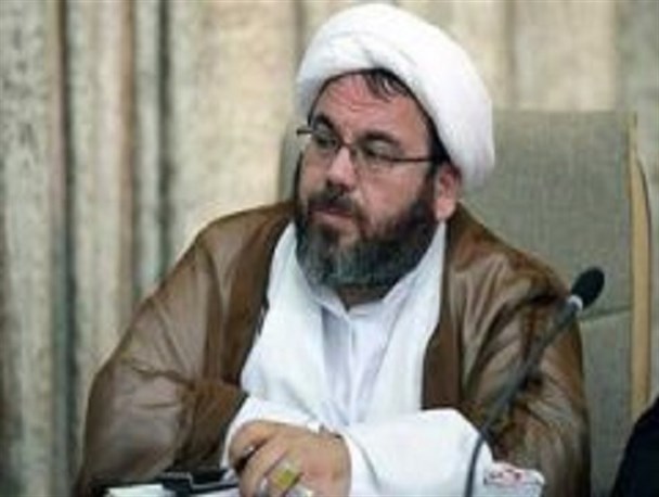 پیاده‌روی نجف تا کربلا مقدمات ظهور امام زمان(عج)را فراهم می‌کند/ اربعین ‌روز شور و شعور است