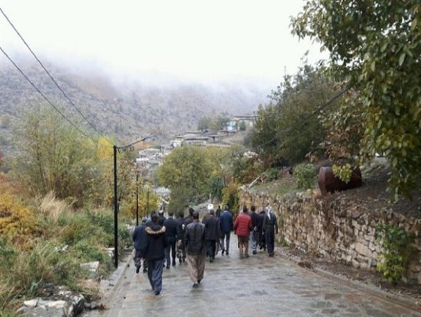 مشکلات روستای قلعه رش سردشت بررسی شد