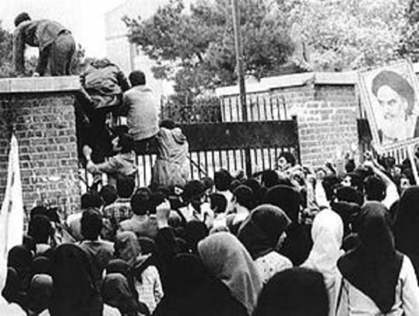 مروری بر زمینه های تسخیر انقلابی سفارت آمریکا توسط دانشجویان