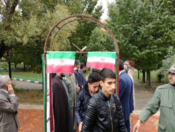 کاروان راهیان نور تکاب به مناطق عملیاتی شمالغرب اعزام شدند