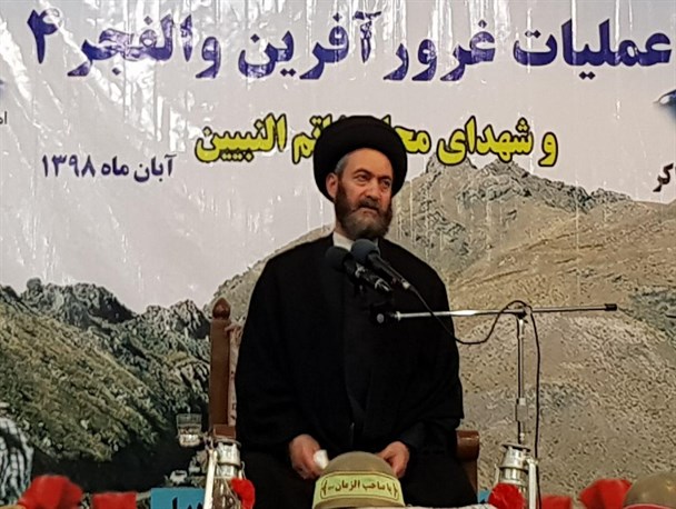 غرور ملت ایران در سال 57 زنده شد/ صدا و سیما رسالت روشنگری خود را احیاء کند