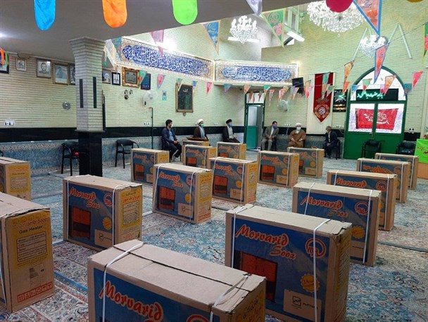دلهای گرم خیرین گمنام، حرارت بخش خانه های نیازمندان شد/ توزیع 20 بخاری گازی بین محرومین سرعین