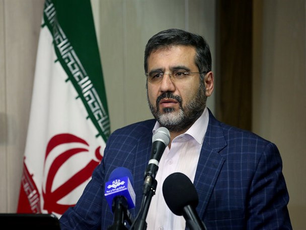 تا یک سال‌ونیم آینده در تولید کاغذ به خودکفایی لازم خواهیم رسید