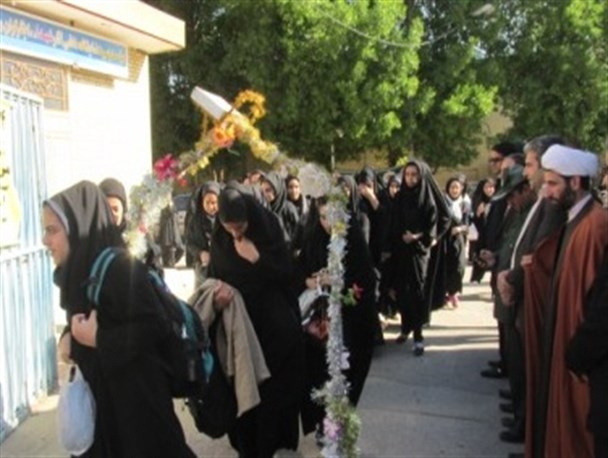 اعزام ۶۲۰ دانش آموز دختر اندیمشک به اردوی راهیان نور