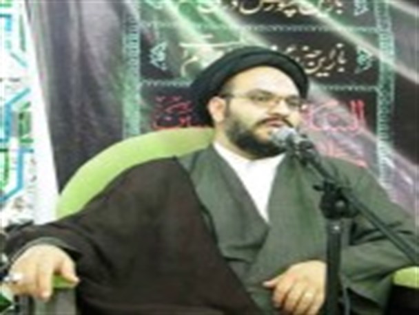 باید پا به پای امام زمان حرکت کنیم/ مال حرام افراد را از راه ائمه جدا می کند