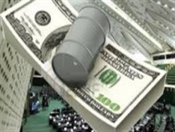 بودجه لرزان ۹۴ و نفتی که سقوط می کند