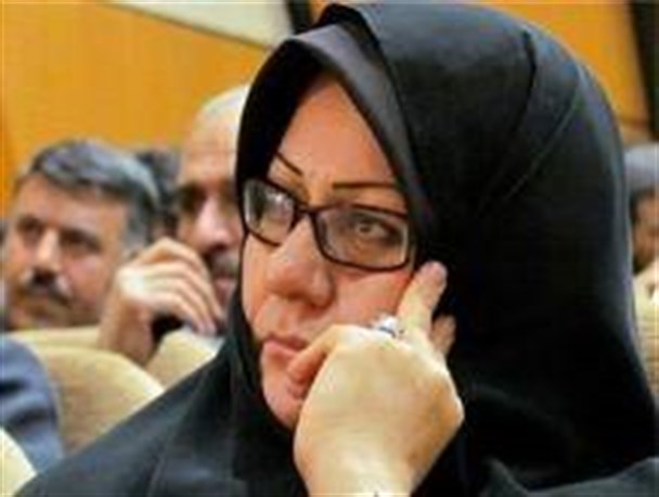 برپایی نمایشگاه کتاب به افزایش سرانه مطالعه دراستان کمک می کند/تاسیس فرهنگسرای خرم آباد،عزم مدیران استانی را می طلبد