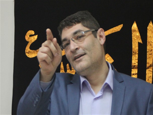 ریاست دانشگاه پیام نور تاکستان:دانشجوی امروز بداند در پشت خاکریز جنگ نرم ایستاده است