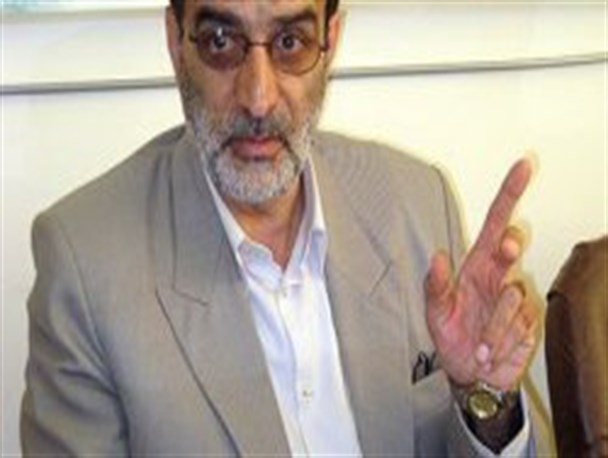 پس از یک سال اکنون مذاکرات به بن بست رسیده است/ چرا طوری عمل می کنیم که دست آوردهای انقلاب زیر سوال برود