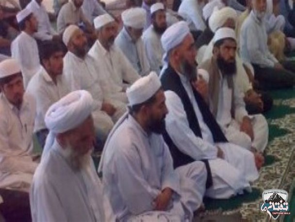 حضور داوطلبانه اهل سنت در نبرد با داعش توطئه های دشمنان اسلام را خنثی کرد