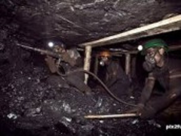 وضعیت درمانی بازنشستگان صنعت فولاد در کرمان به هیچ وجه قابل قبول نیست