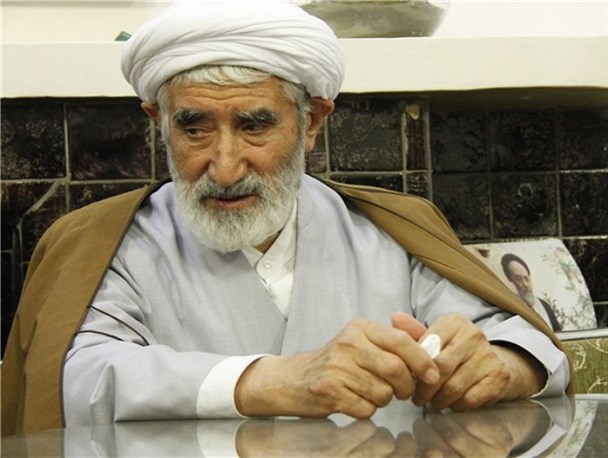 سخنرانی عضو شورای عالی انقلاب فرهنگی در همایش روز دانشجو در نهاوند