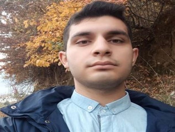 دانشگاه نباید فقط کارخانه تولید مدرک باشد/ دانشگاه و دانشگاهی باید کنار سیاست باشد نه سیاست زده