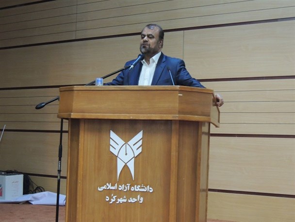 اقتصاد مقاومتی نباید مانند بقیه سیاست ها درون فایل ها ذخیره شود/اقتصاد مقاومتی کم مصرف کردن یا اقتصاد استراحتی نیست