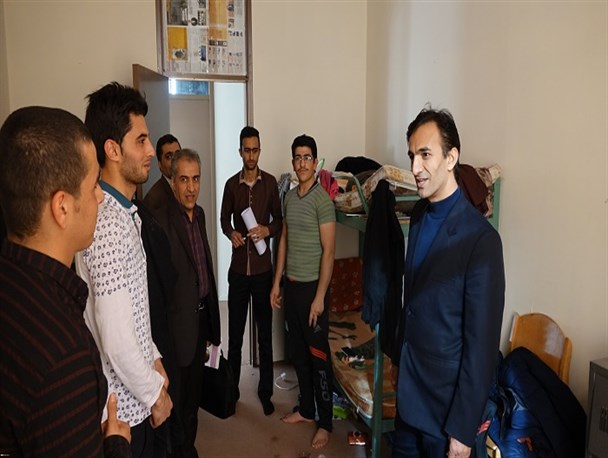 بازدید رییس دانشگاه فرهنگیان سنندج از خوابگاه های دانشجویی/عکس