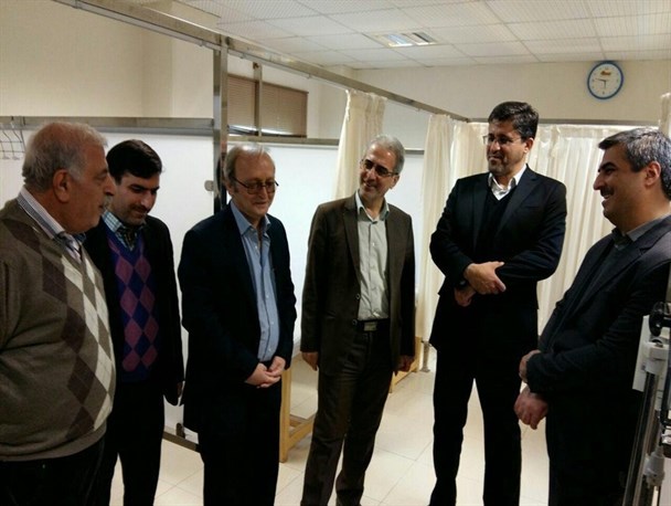 بازدید سرزده نماینده غرب گلستان در مجلس از درمانگاه شفاگستر کردکوی+عکس