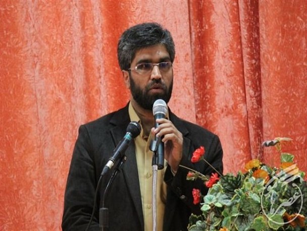 شأن و جایگاه دانشجو نباید به پیاده نظام بودن برای جریانات سیاسی تنزّل یابد