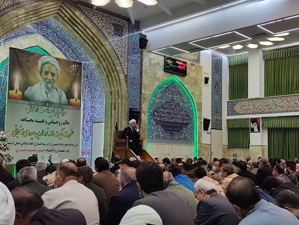 مراسم گرامیداشت ارتحال آیت الله نورالدین حیدری در سنندج برگزار شد