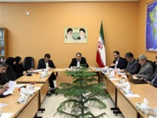 کتاب فرهنگ عمومی خراسان رضوی شامل مصوبات و دستورجلسات ۲۱ سال گذشته تدوین شد