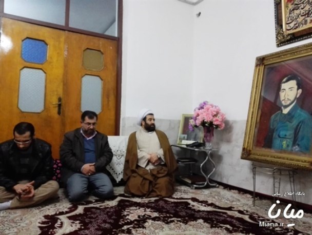 پخش اولین فیلم جشنواره عمار در منزل خانواده شهید صمدپور