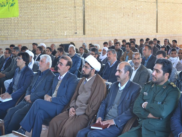 جوانان امیدآفرینان کشورند/ اشتغال دغدغه اصلی شهرستان نیمروز است