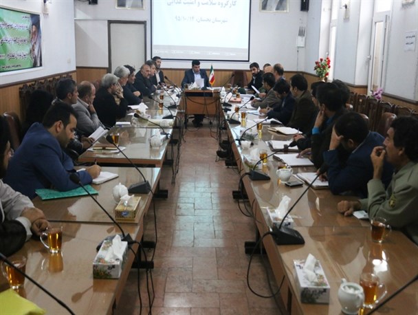 جمع آوری زباله در بجستان اصولی نیست/ شهرداری از پیمانکار خود دفاع نکند