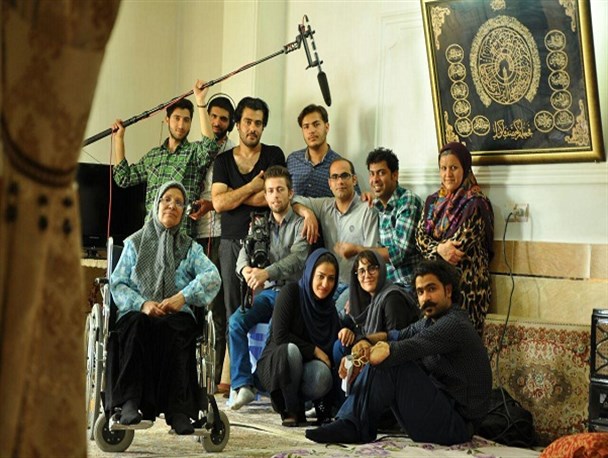فیلم "عاطفه" برای اولین در زنجان اکران شد/ گردهمایی فیلم سازان زمینه رفاقت بین هنرمندان را فراهم می کند