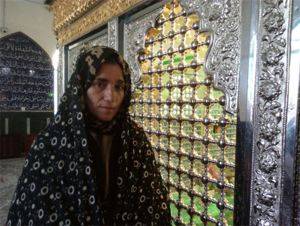 مزار حافظ در جوار آرامگاه امامزاده علی اصغر(ع) ولاشجرد+تصاویر