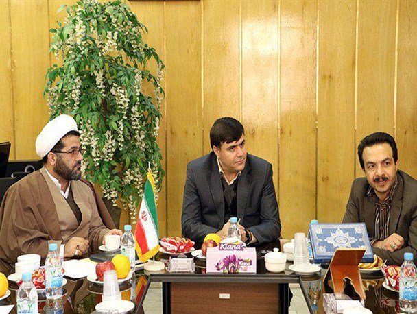 با استفاده از مهارت زندانیان درآمدی برای خانواده هایشان فراهم می کنیم