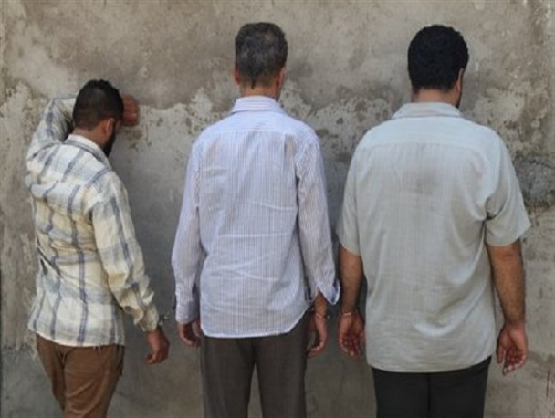 انهدام باند کلاهبرداری یک میلیاردی با چکهای سرقتی در خلیل آباد