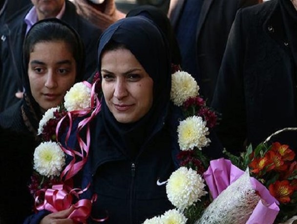 حجاب مانع پیشرفت زنان ورزشکار در میادین بین المللی نیست/ مسئولین به ورزش بانوان بی‌توجهی می‌کنند