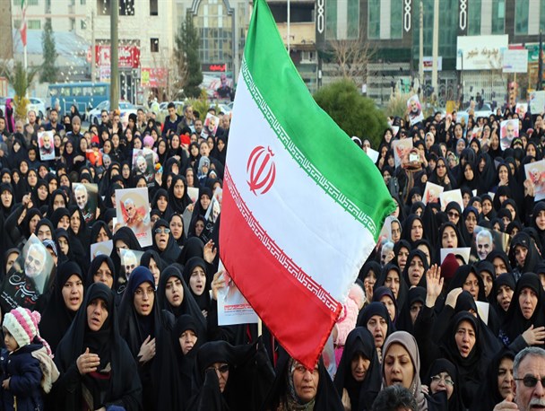 مردم ایران همچنان فریاد خشم و انتقام‌خواهی سر می‌دهند