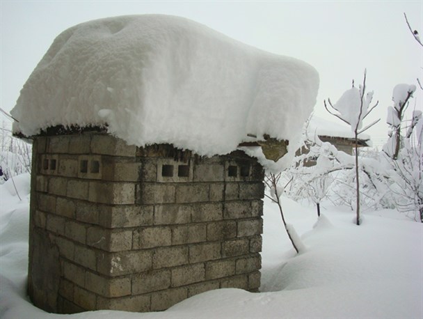 15 روستای جنت رودبار رامسر در محاصره برف / خبری از ساکنان روستا نیست