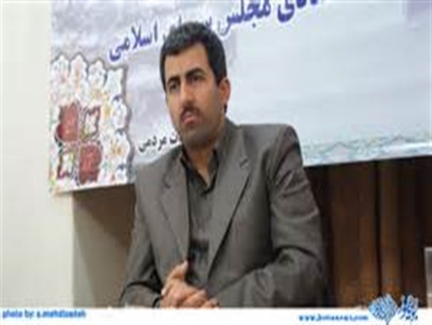 سبد کالا باید به عشایر، روستاییان، کارگران فصلی و آنهایی که بیمه نیستند، تعلق بگیرد