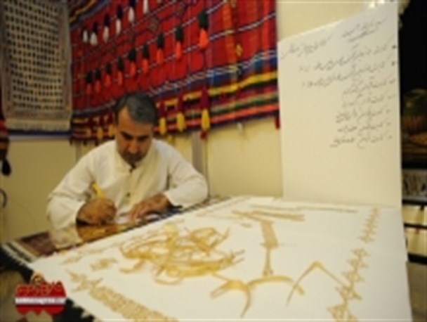کاتب بلندترین قرآن طوماری دنیا از هدف خود می گوید+ عکس