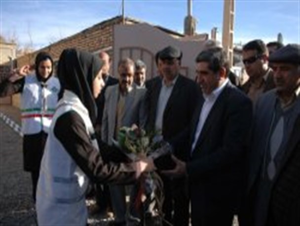 امکانات نرم افزاری و سخت افزاری دانش آموزان و معلمان باید فراهم شود