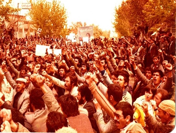اولین تظاهرات علیه شاه در بجنورد توسط دانشجویان انجام شد