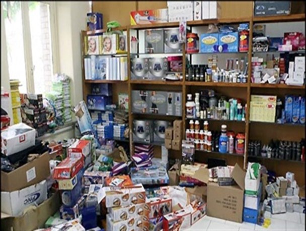 کشف و ضبط 520 قلم کالاهای غیر مجاز  پزشکی و عطاری های شهرستان فسا