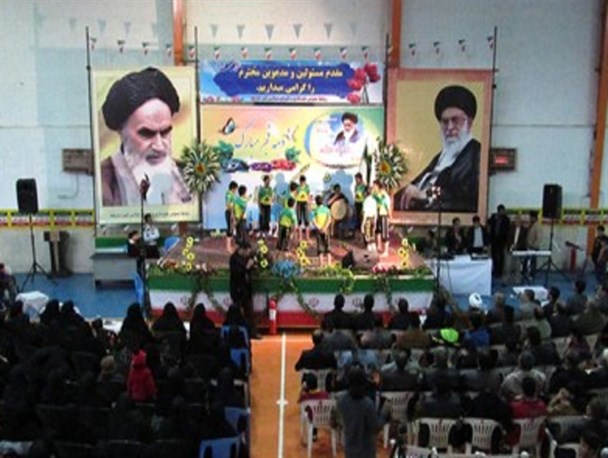 مراسم جشن دهه فجر انقلاب اسلامی در شهر دیزیچه