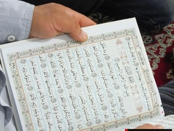 برگزاری محفل انس با قرآن در روستای آقداش خنداب + عکس
