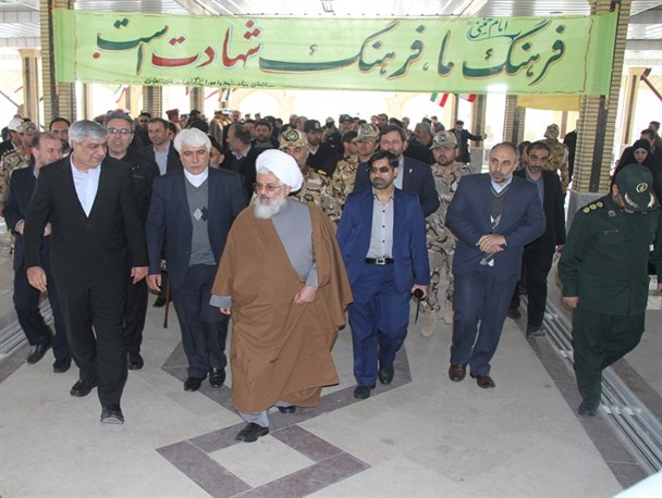 تجدید میثاق دانشگاهیان زنجان با آرمان های امام (ره) و بیعت مجدد با رهبری+تصاویر