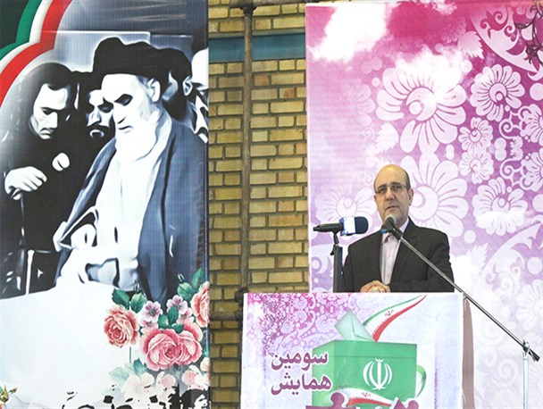 فیروزکوه نگین فیروزه استان تهران است/ برجام به صلح حدیبیه پیامبر (ص) نزدیکتر از صلح امام حسن (ع) است / برای صیانت و حراست از جمهوری اسلامی راهی جز جلب رضایت مردم وجود ندارد